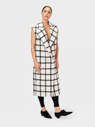 Look 3